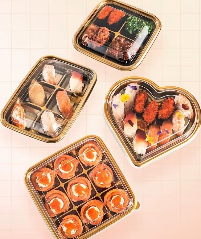 What design features of the Nine Grid PET Blister Packaging Box help prevent items from shifting or colliding inside the compartments?